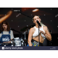 Tove Lo Aarhus, Denmark. 06th June, 2019 TCBYBF-5xPw4zjc.jpg
